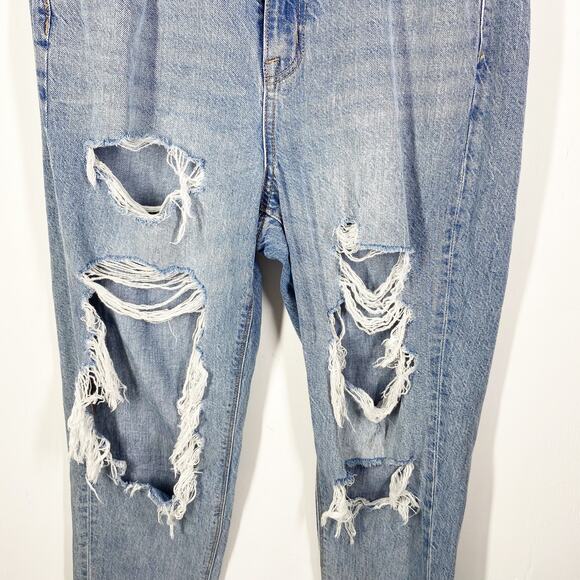American Eagle Outfitters Hi Rise Mom Jeans Distressed Destroyed Size 8 - Picture 4 of 11